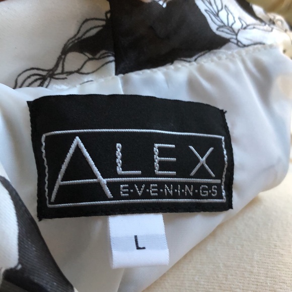 COPY - Alex Evenings Jacket - Picture 5 of 5